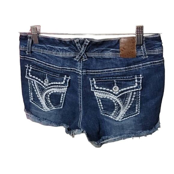 Ariya Jeans denim short, distressed  - Picture 1 of 7